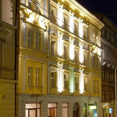 Hotel Patio Prague Ngoại thất bức ảnh